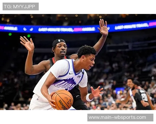 爵士围绕年轻核心重建新赛季目标培养贝利争取超越10胜72负