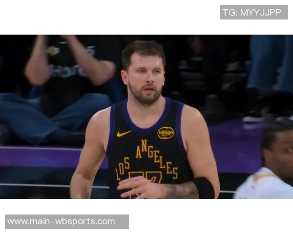 东契奇分析第四节胜利关键:防守连贯与进攻得分双管齐下 东契奇分析第四节胜利关键:防守连贯与进攻得分双管齐下